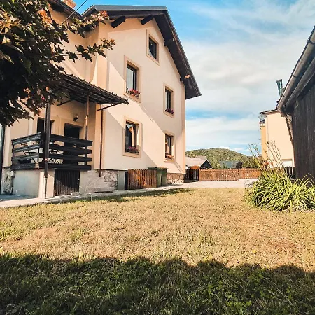 Stari Tiger Apartment *